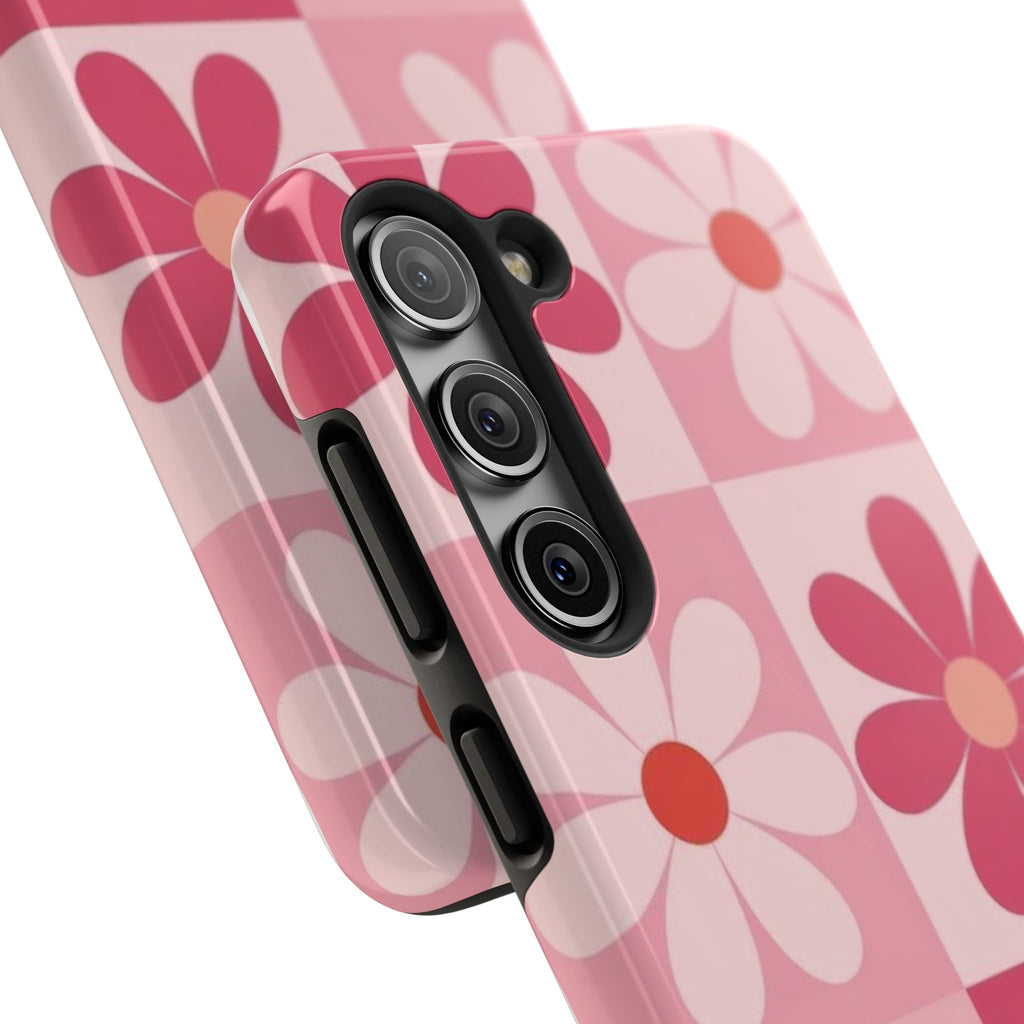 Pink Retro Daisy Phone Case — Tough Shockproof Floral iPhone Cover
